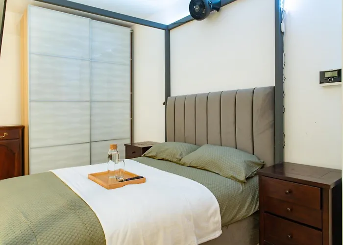 Modern 2Bed Pad W/ Hot Tub